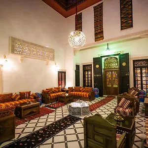 Dar Layali 摩洛哥传统庭院住宅